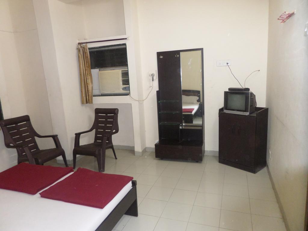 ホテルIndradeep Executive アウランガーバード 部屋 写真